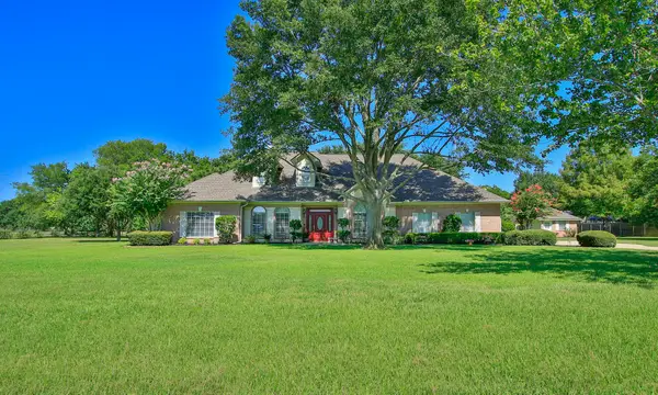 11461 Outpost Cove Drive, Willis, TX 77318