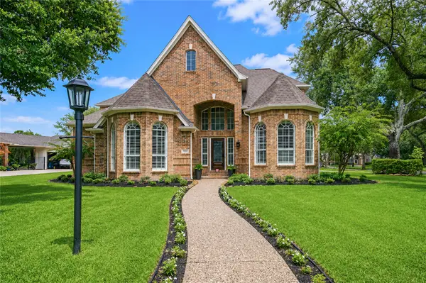 19223 Foxtree Lane, Houston, TX 77094