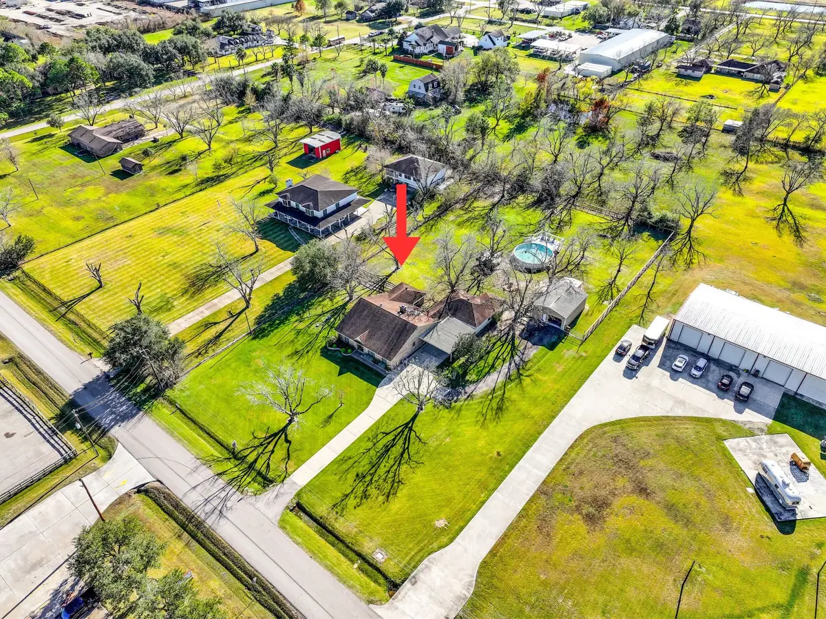 18120 County Road 127, Pearland, TX 77581 - Image #1