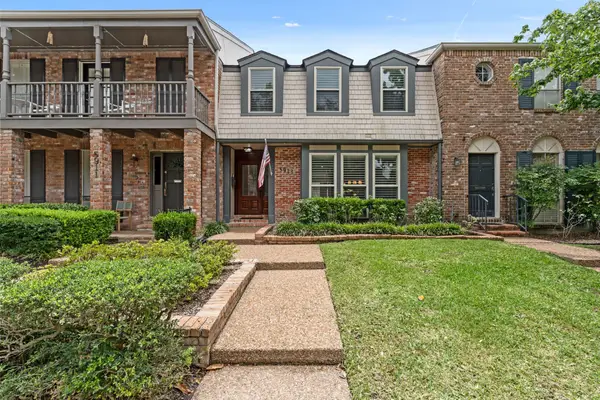 5913 Sugar Hill Drive #225, Houston, TX 77057