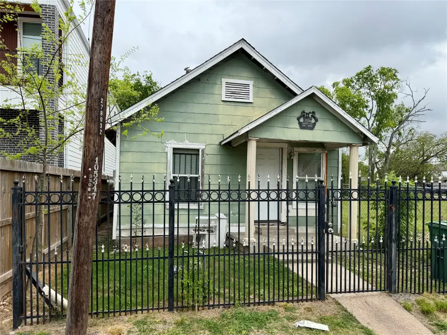 3508 Omega Street, Houston, TX 77022 - #3