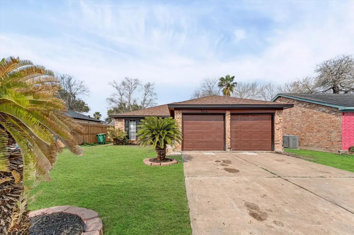 3218 Wuthering Heights Drive, Houston, TX 77045 - #1