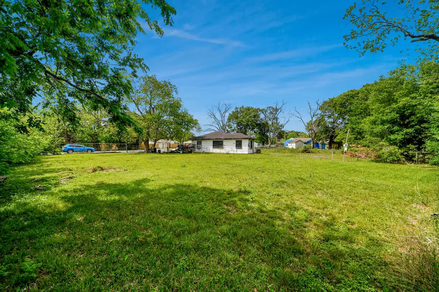 6711 Crestmont Street, Houston, TX 77033 - #3