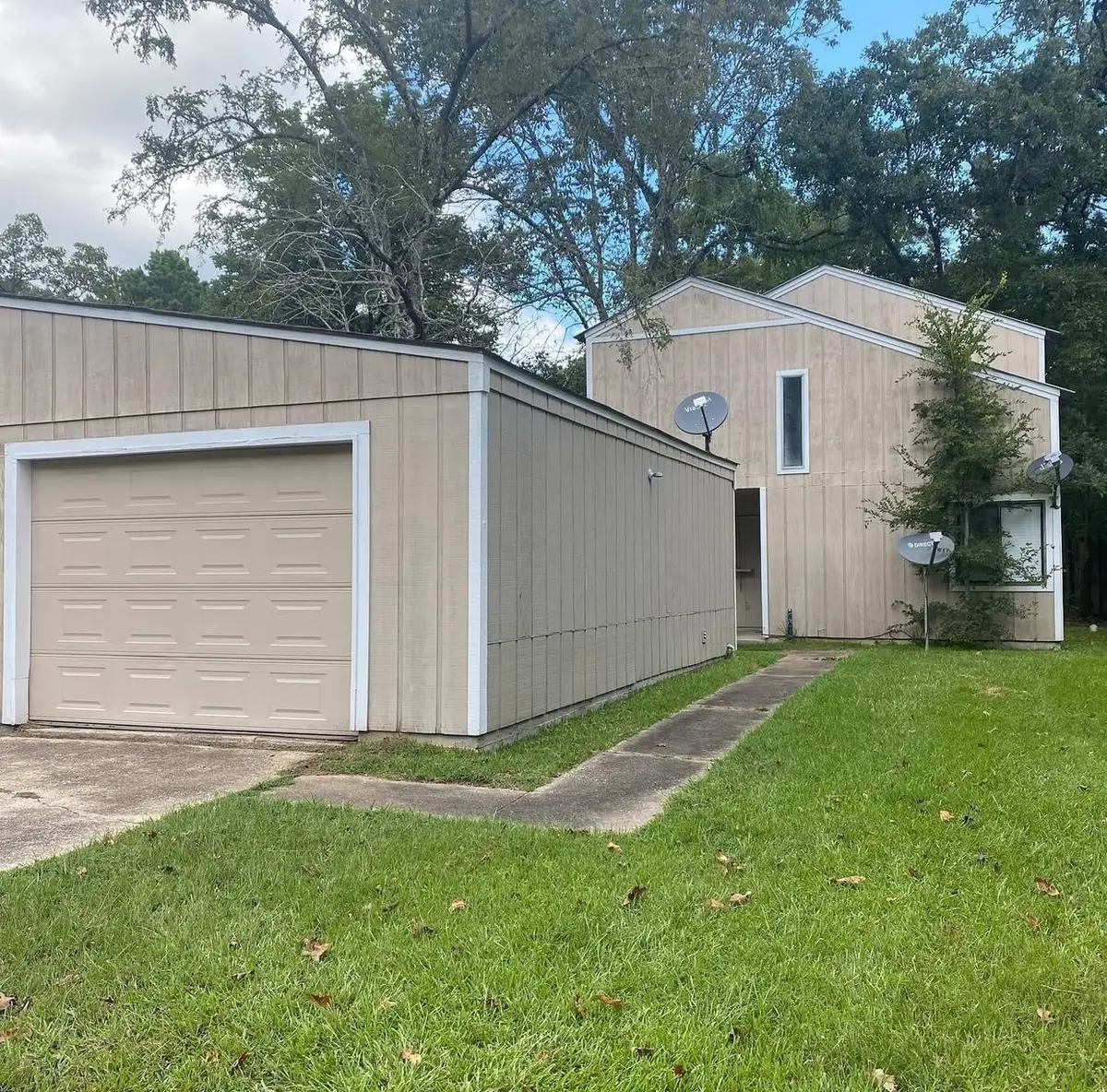 26620 Orchid Court, Huntsville, TX 77320 - Image #1