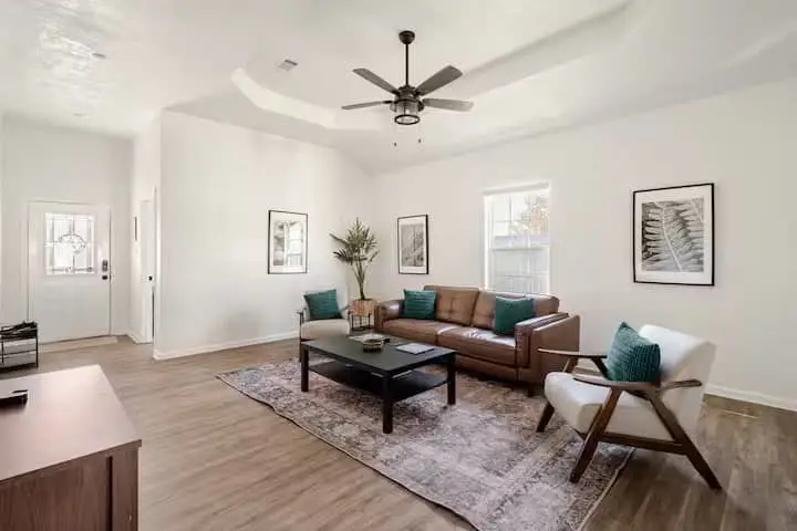 2114 W Humble Avenue, Baytown, TX 77520 - Image #2