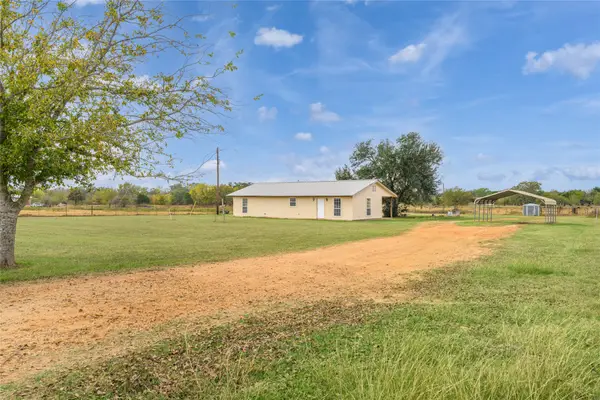 174 Easley Road, Smithville, TX 78957