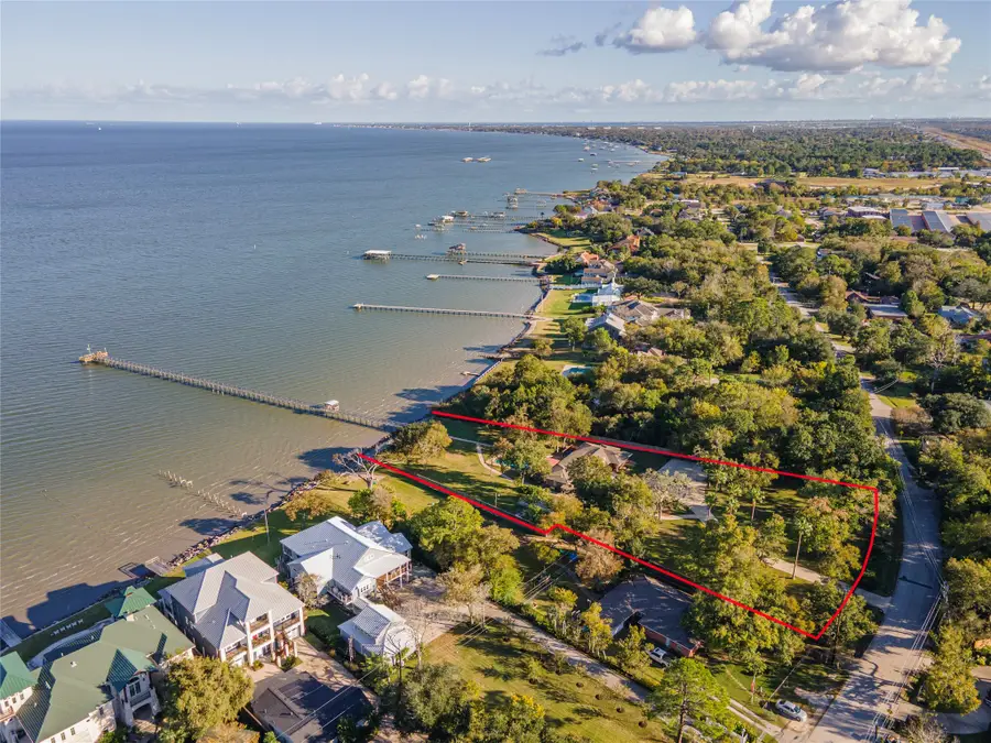 1021&1019 Kipp Avenue, Kemah, TX 77565 - Image #2