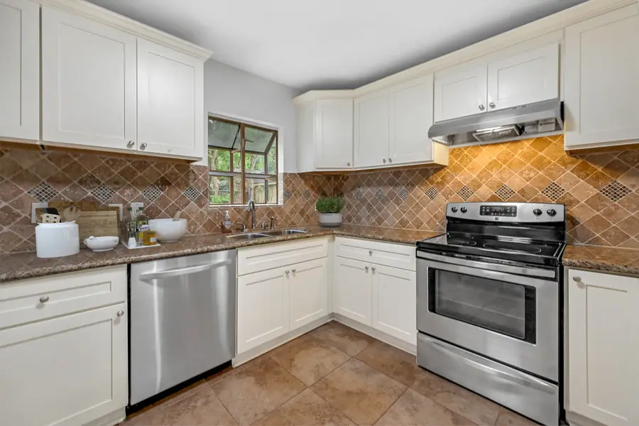 5310 Claremont Street, Houston, TX 77023 - #2