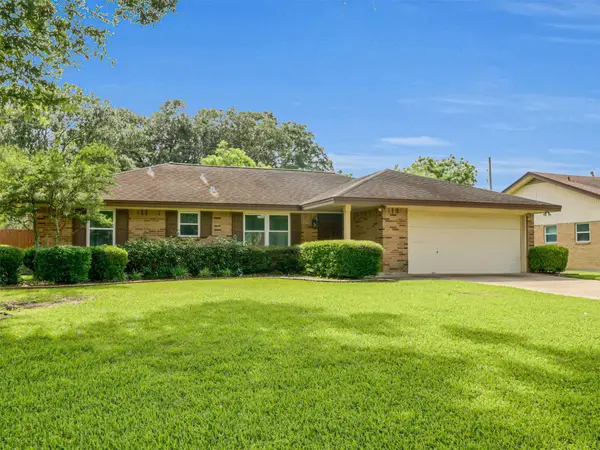 805 Bluebonnet Lane, Katy, TX 77493