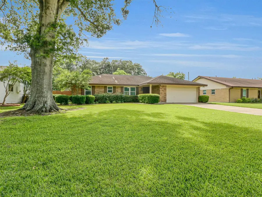 805 Bluebonnet Lane, Katy, TX 77493 - #3