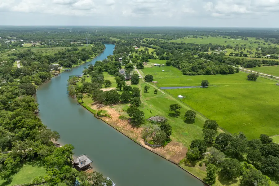 3 County Road 344, Sweeny, TX 77480 - #3