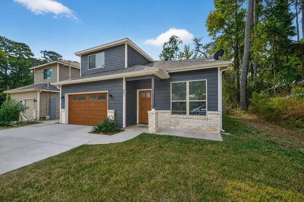 804 Pearl River Drive, Conroe, TX 77316