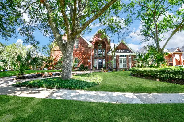 410 Kingfisher Drive, Sugar Land, TX 77478