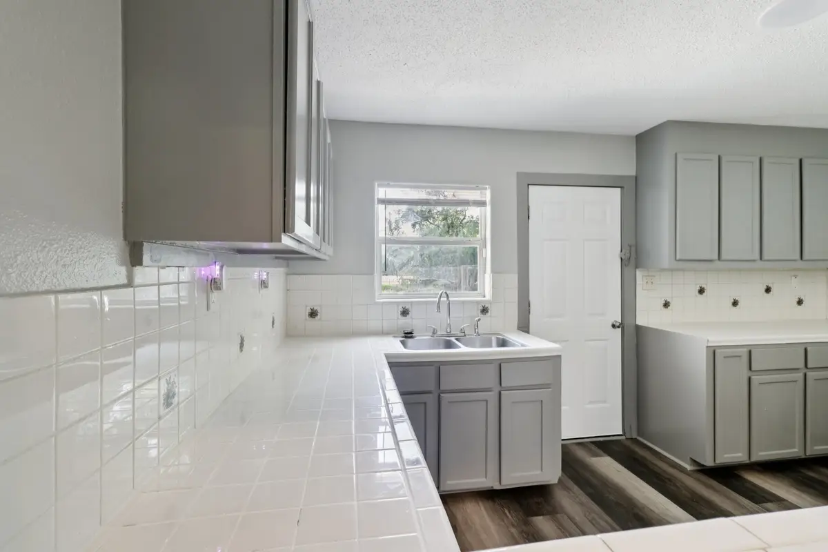 1915 Little Street, La Marque, TX 77568 - #1