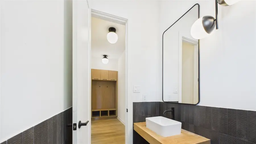 2407 Stuart Street, Houston, TX 77004 - Image #3