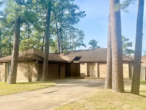 9715 Bayou Woods Drive, Baytown, TX 77521