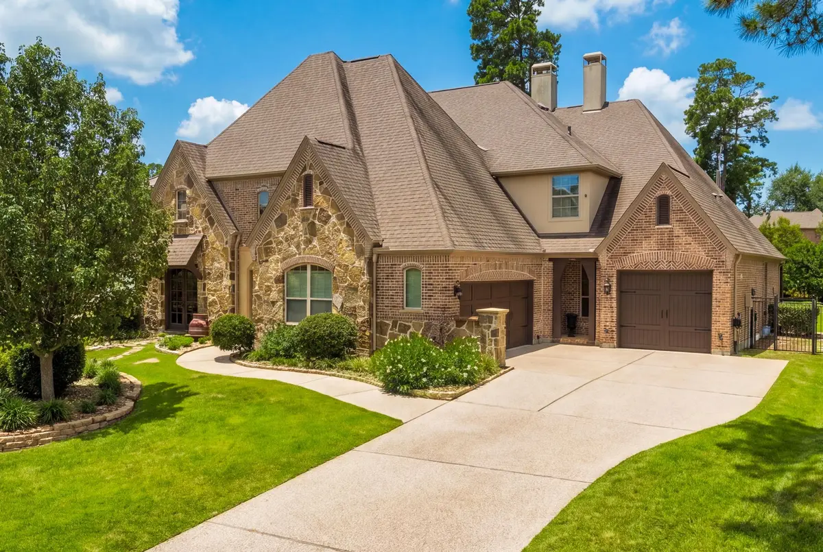 34 N Player Manor Cir, The Woodlands, TX 77382 - #1