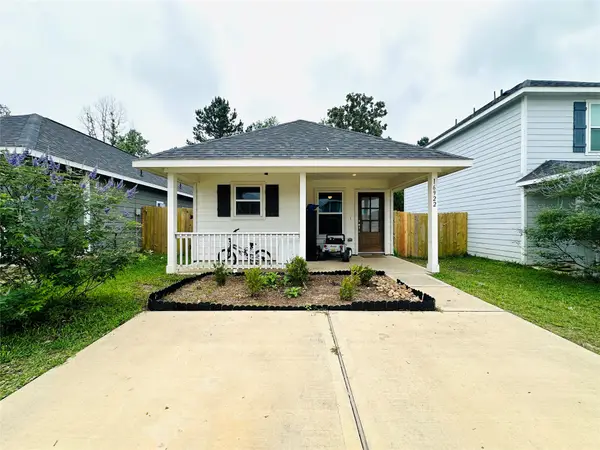 16922 Marie Village Drive, Conroe, TX 77306