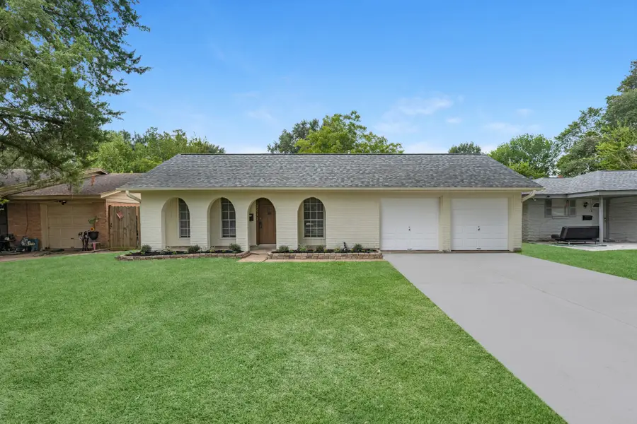 2012 Isla Drive, Pearland, TX 77581 - #2