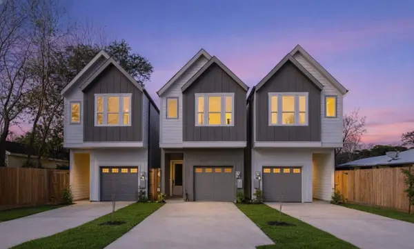 5032 Creekmont Drive, Houston, TX 77091