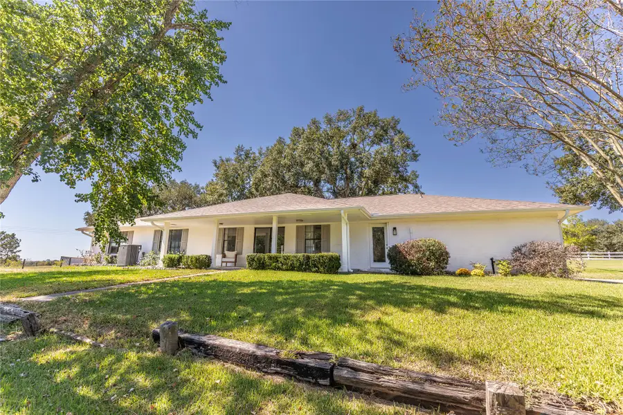 145 Camilla Circle, Bellville, TX 77418 - #3