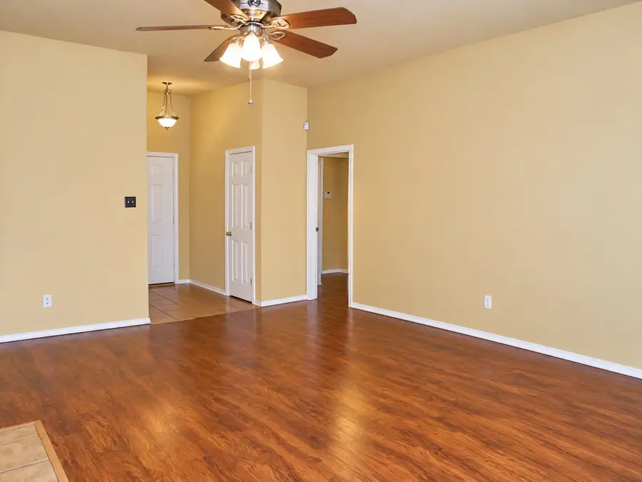 421 E Division Street, Pilot Point, TX 76258 - #3