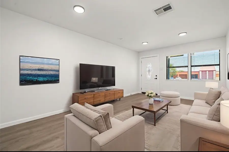 404 Glenmore Drive, Pasadena, TX 77503 - Image #3