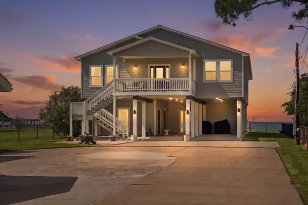 2534 Cliff Drive, San Leon, TX 77539