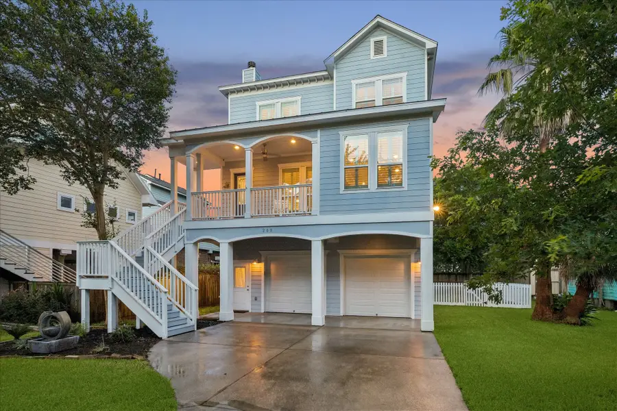 209 Queen Road, Clear Lake Shores, TX 77565 - #3