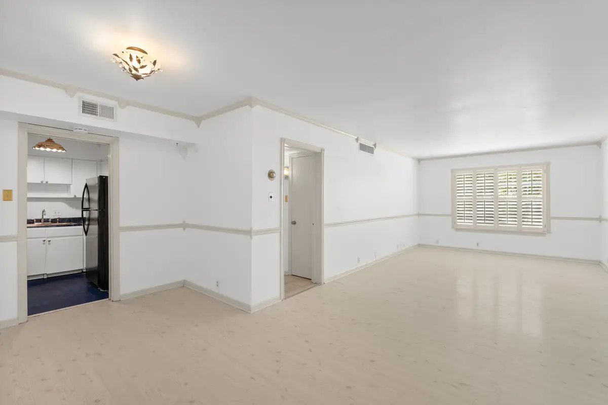 2601 Bellefontaine Street #B105, Houston, TX 77025 - #1