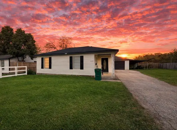 1305 Jackson Avenue, Pasadena, TX 77506