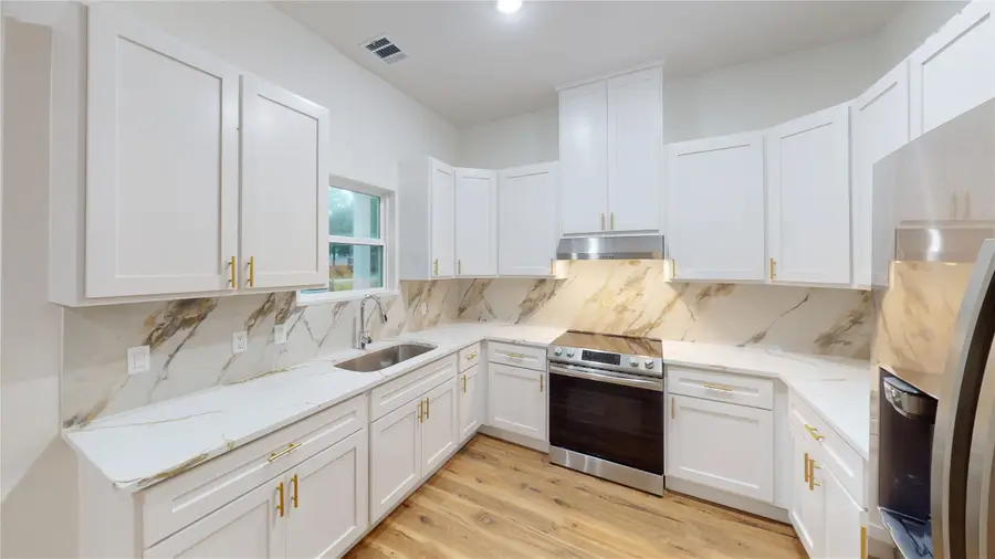 21665 County Road 3749d, Cleveland, TX 77327 - #3
