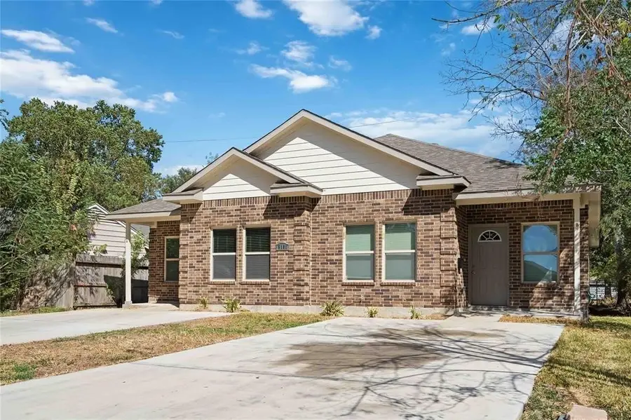 5105 Southwind Street #A & B, Houston, TX 77033 - #2