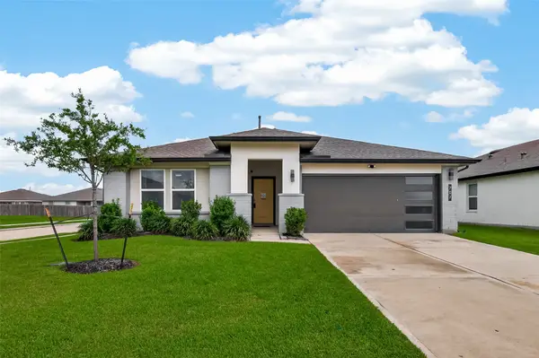 707 Silver Kettle Drive, Rosharon, TX 77583