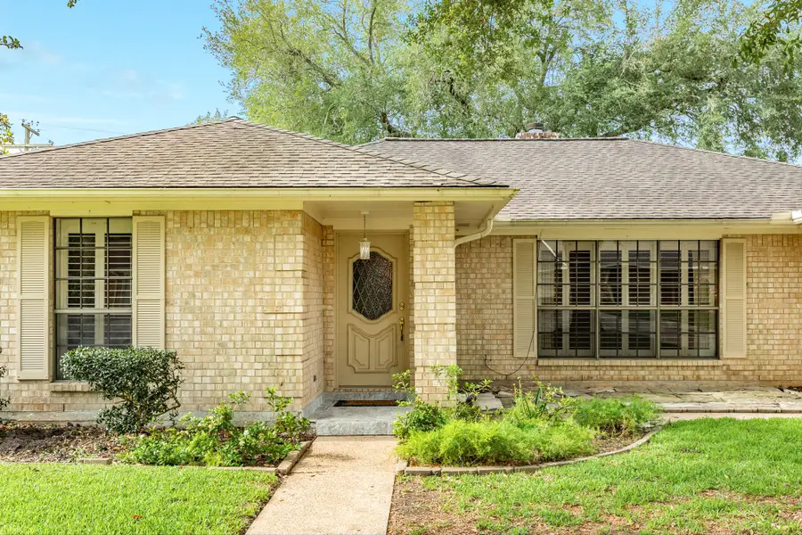 712 Browning Street, Angleton, TX 77515 - #3