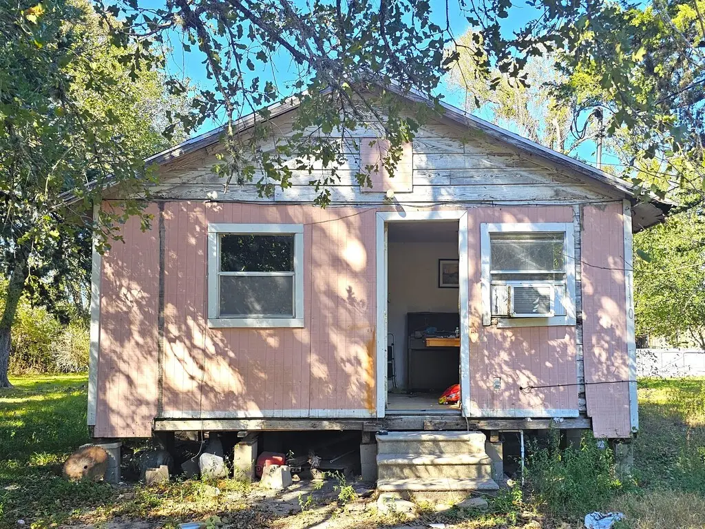 1110 Grace Street, Navasota, TX 77868 - Image #1