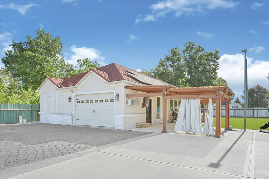509 Joan Of Arc Drive, Hempstead, TX 77445 - #2