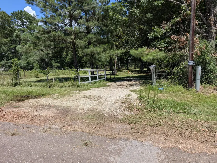 2540 Eastwood Drive, Saratoga, TX 77585 - #3