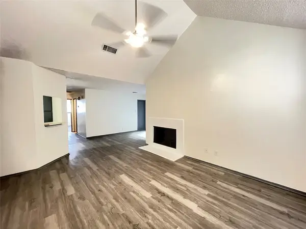 6601 Sands Point Drive #5, Houston, TX 77074