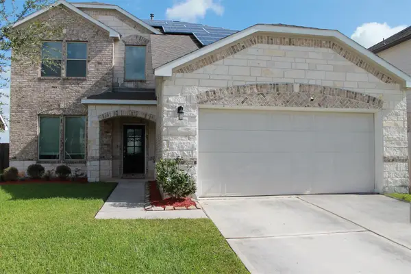 302 Lake Line Drive, Alvin, TX 77511
