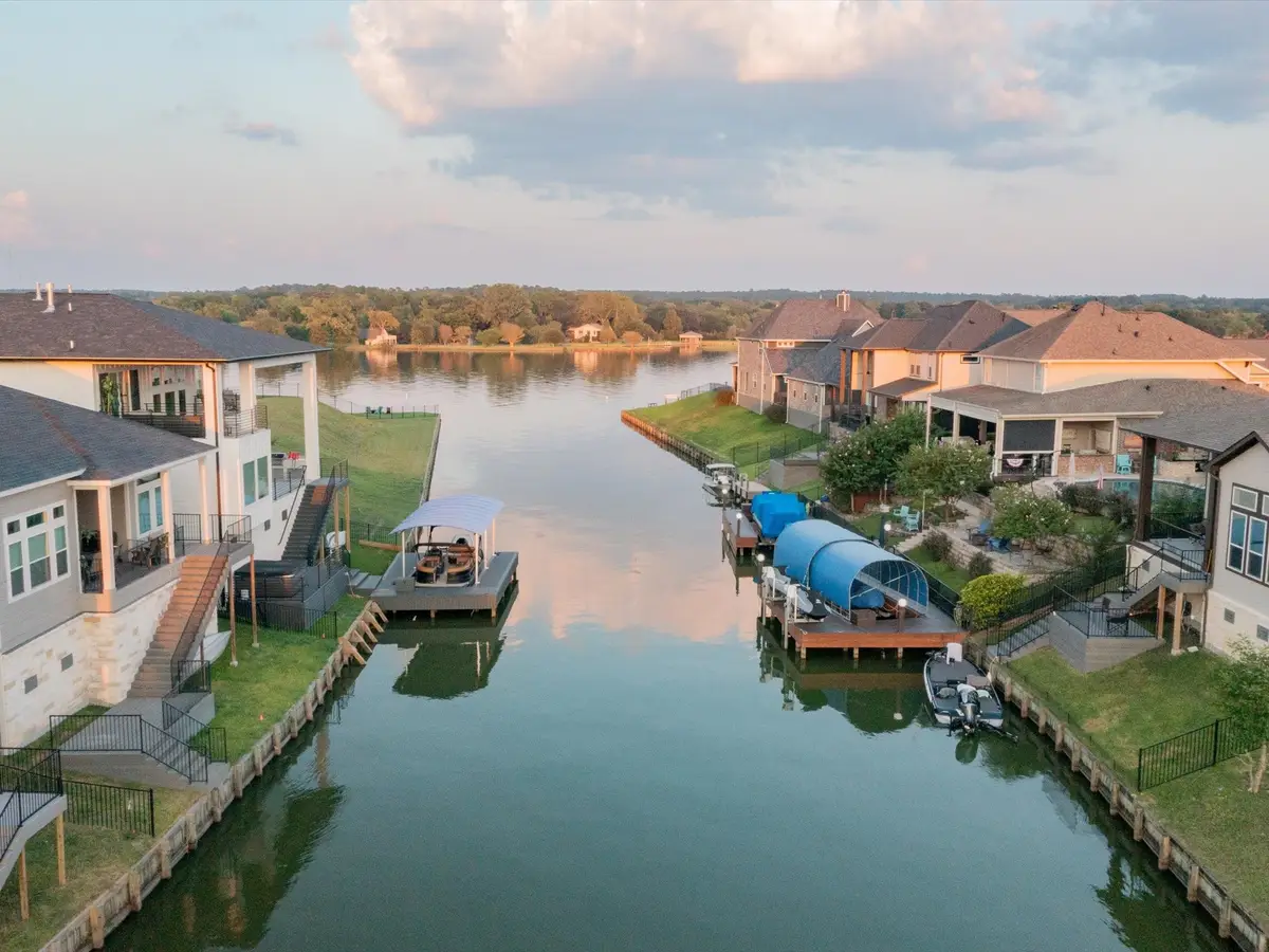 10724 S Lake Mist Lane, Willis, TX 77318 - #1