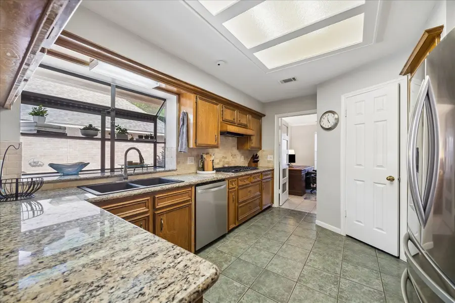 3903 Valley Haven Drive, Kingwood, TX 77339 - #3