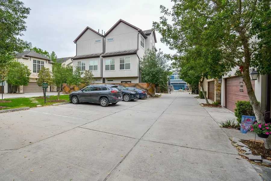 909 W 22nd Street #I, Houston, TX 77008 - Image #2