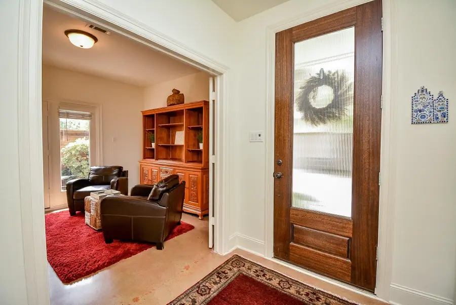 909 W 22nd Street #I, Houston, TX 77008 - Image #3