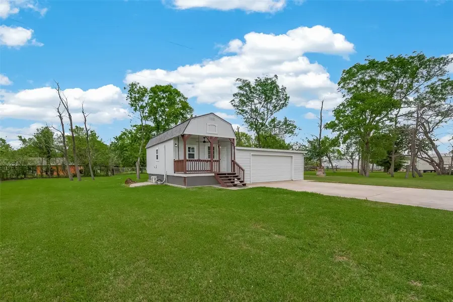 109 Queens Court, Baytown, TX 77520 - #2