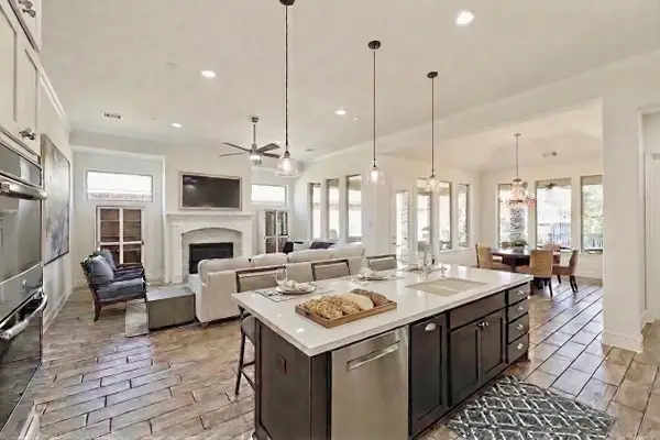 82 N Braided Branch Drive, The Woodlands, TX 77375