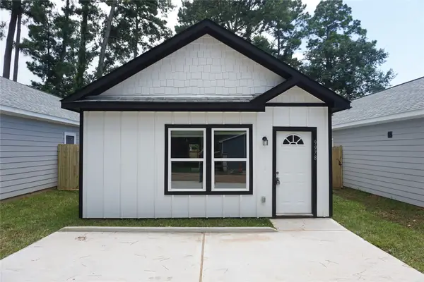 11849 Nelwood Street, Willis, TX 77318