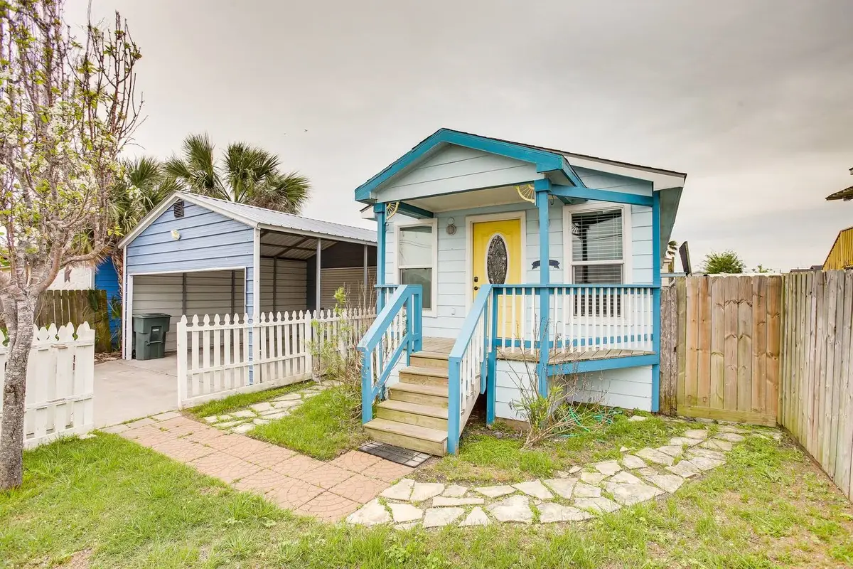 6317 P 1/2, Galveston, TX 77551 - #1