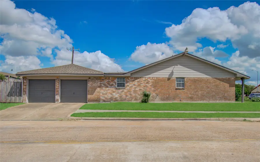 930 Centerwood Drive, Houston, TX 77013 - #2