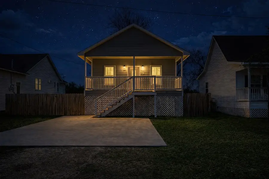 805 E Mulberry Avenue, Wharton, TX 77488 - #2